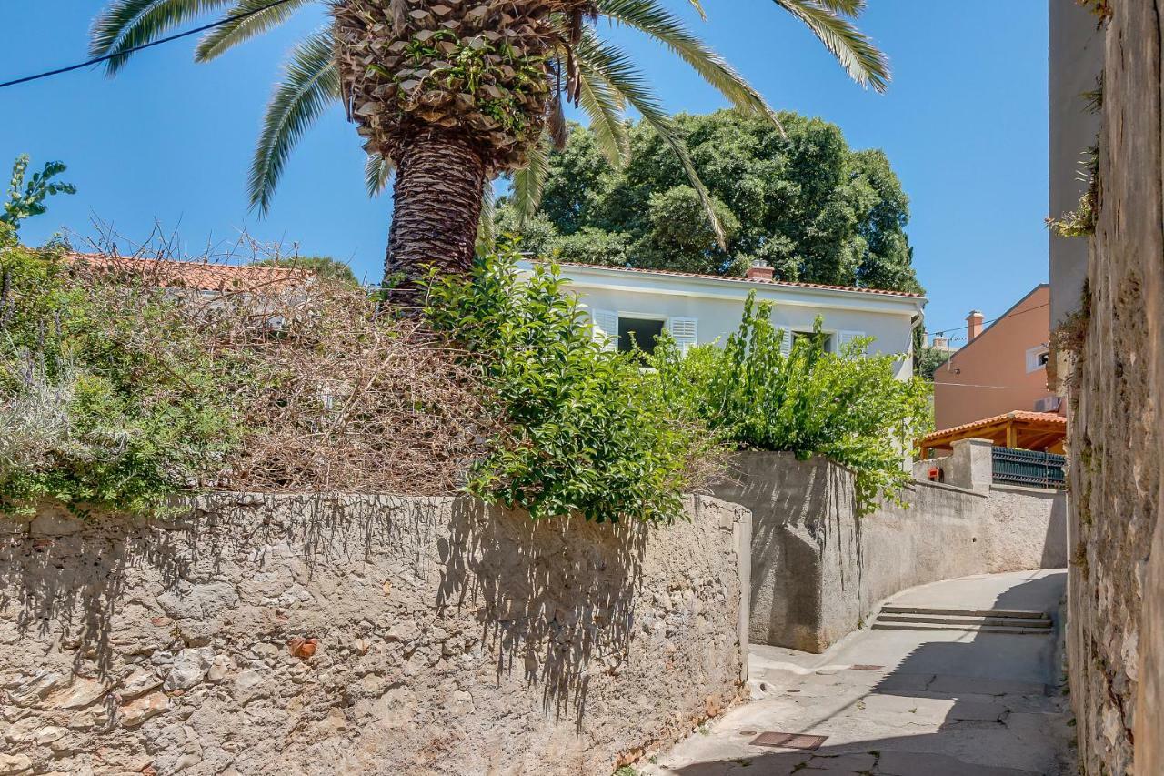 Apartman Pia Mali Lošinj Eksteriør bilde